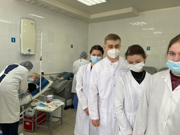 Медицинские классы.  Республиканская станция переливания крови МЗ УР..